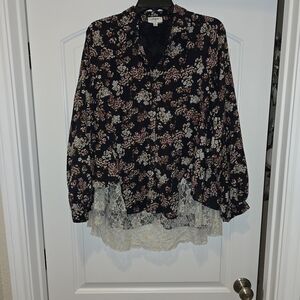 Umgee Navy Floral Blouse with Lace Hem